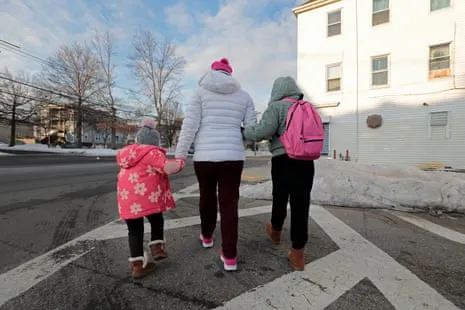 Judges Decide Opposing White House on Deporting Central American Minors and Venezuelans